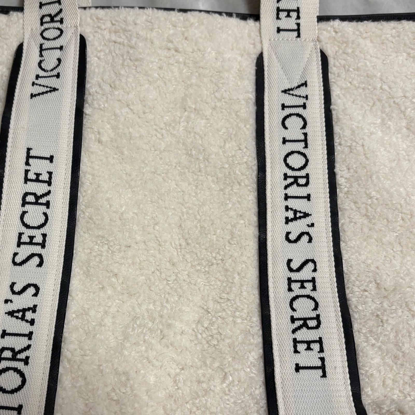 NWT Victoria Secret Sherpa Tote Bag