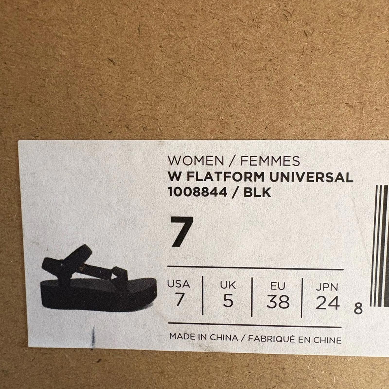 NIB Teva Flatform Platform Sandals in Black Size 7