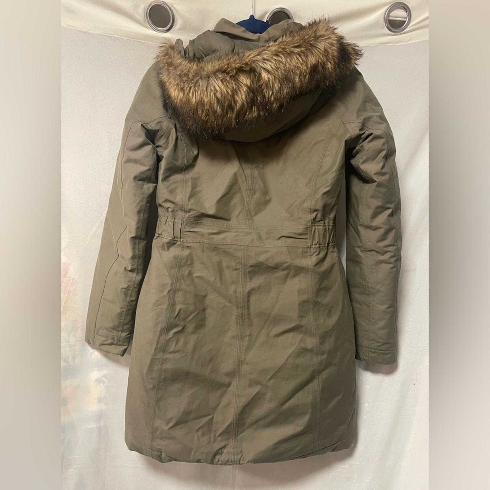 The North Face Olive Parka Size XSmall