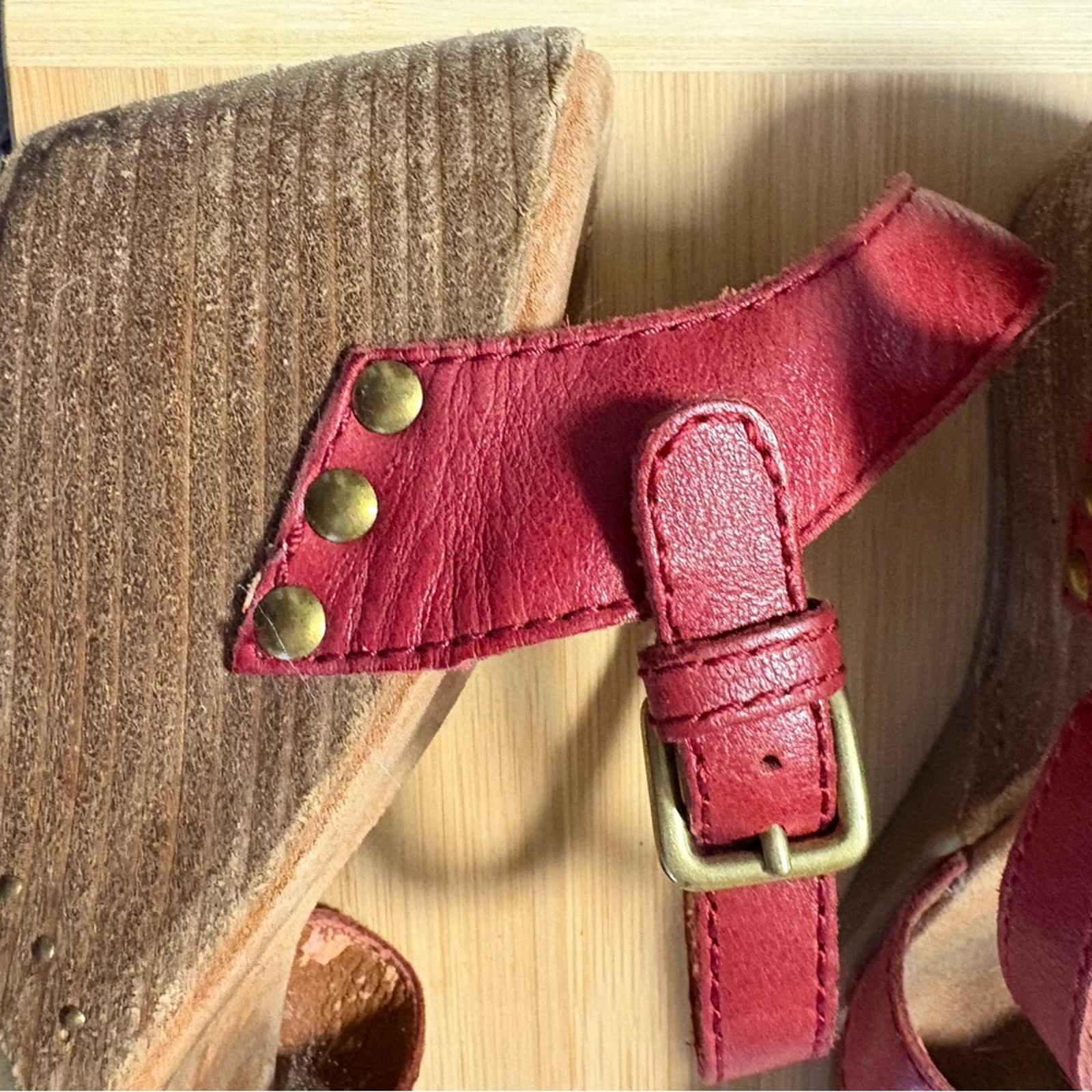 Lucky Brand Red Leather Wedge Sandals Size 7.5