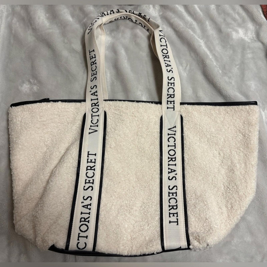NWT Victoria Secret Sherpa Tote Bag