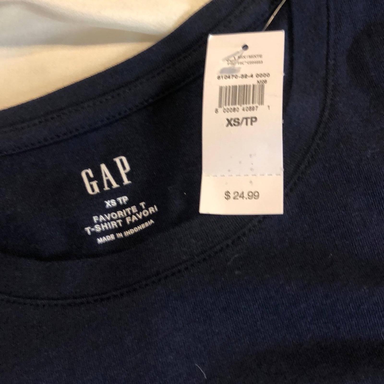 3 Gap Favourite Tees size XSmall