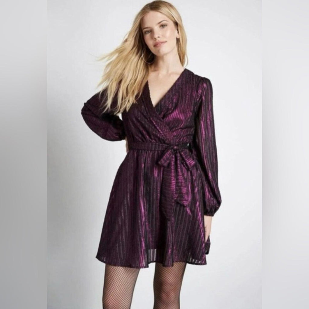 NWT ModCloth Your Time to Shine Wrap Dress in Purple Size Medium
