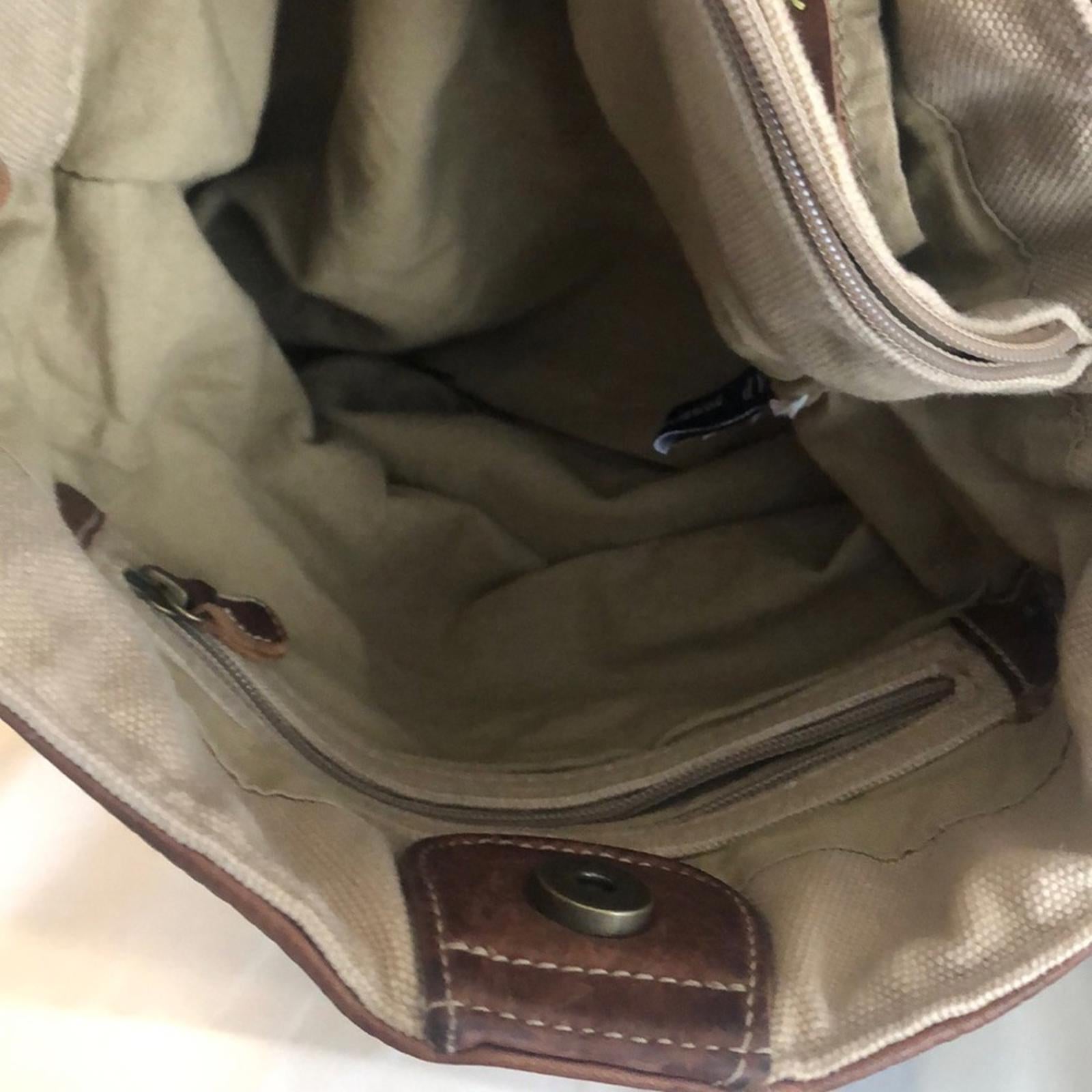 07 Gap leather and canvas purse