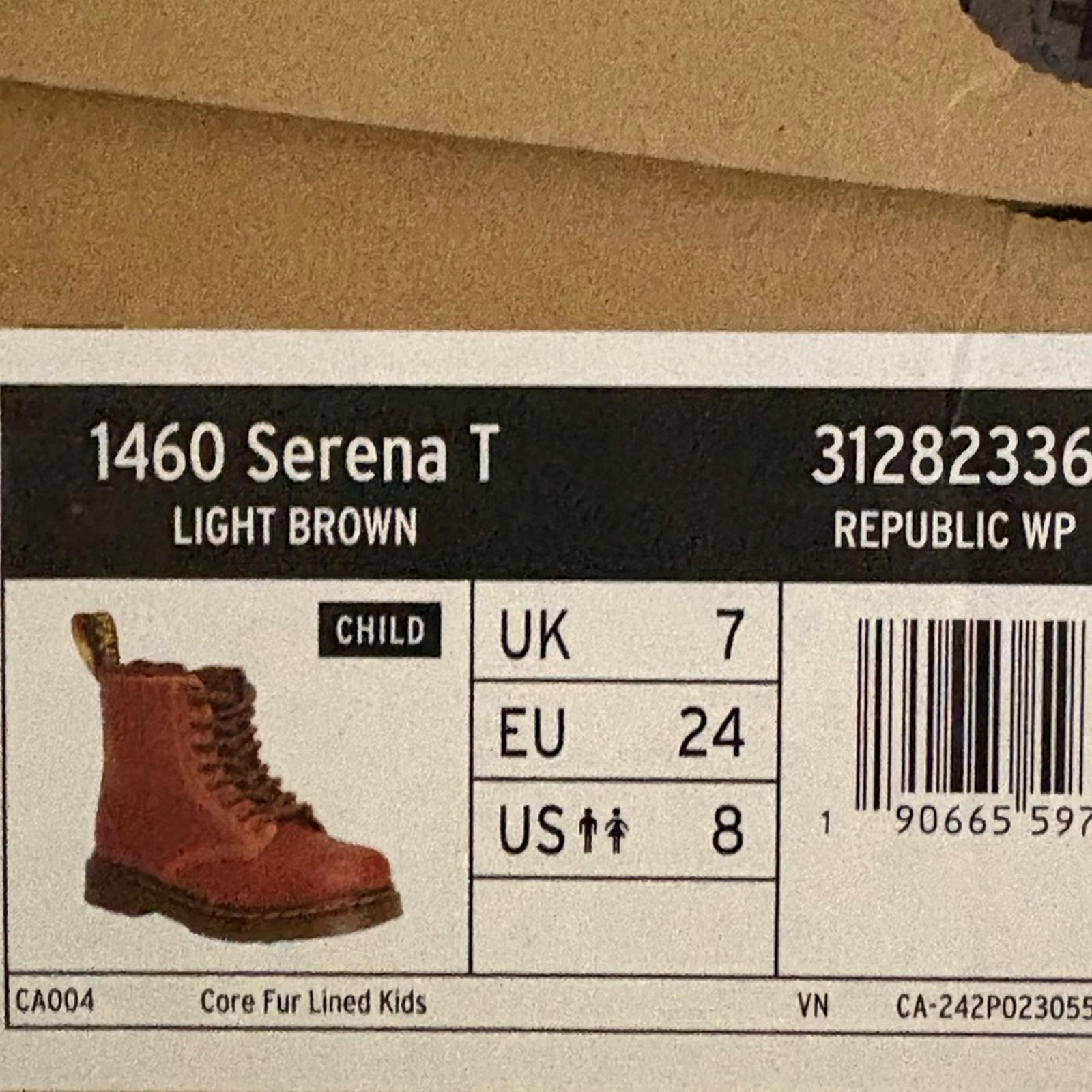 NIB Kids Dr Martens Serena T Waterproof Size 8