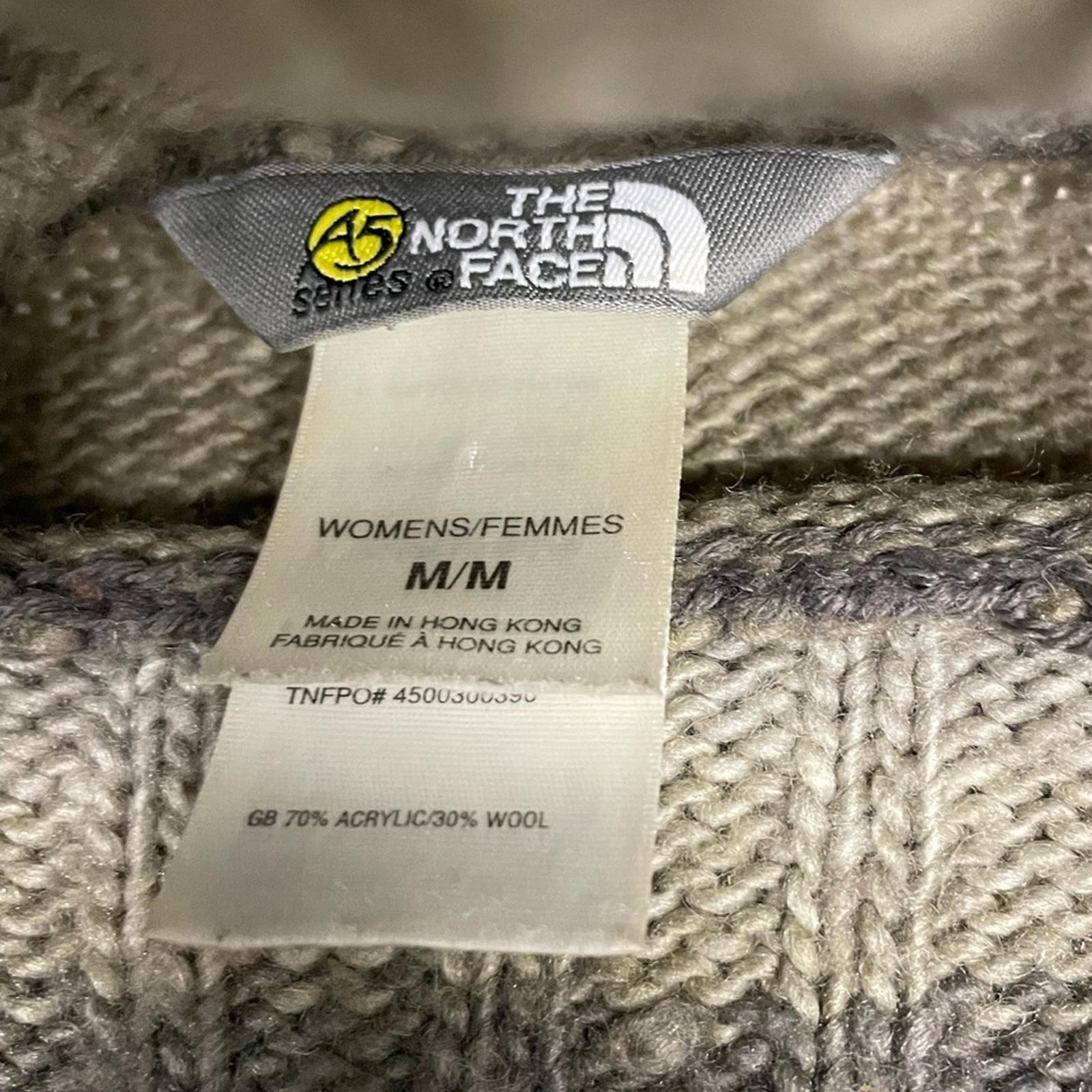 The North Face Marled Turtleneck Size Medium