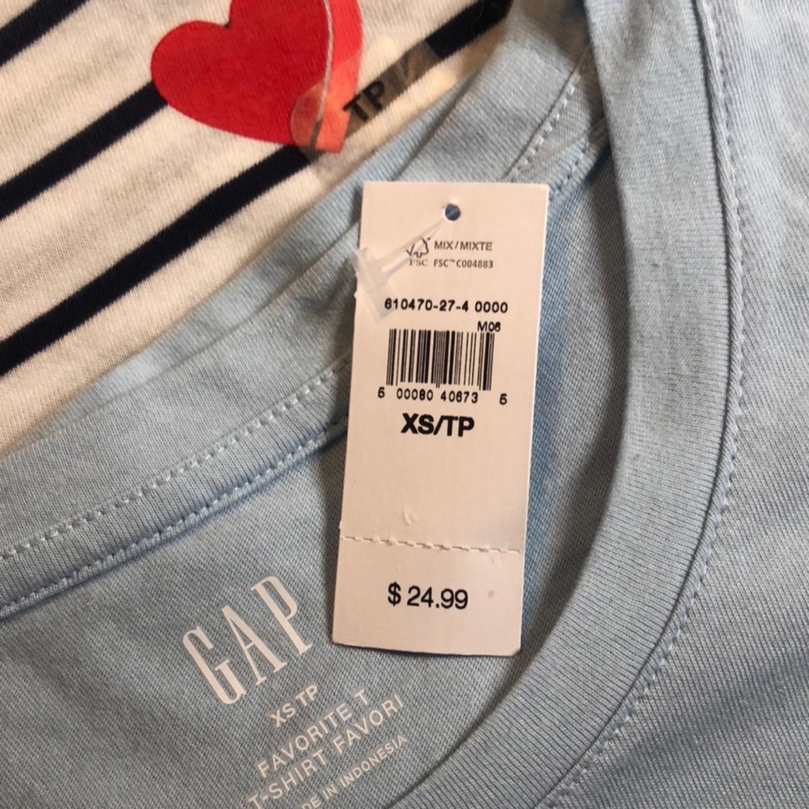 3 Gap Favourite Tees size XSmall